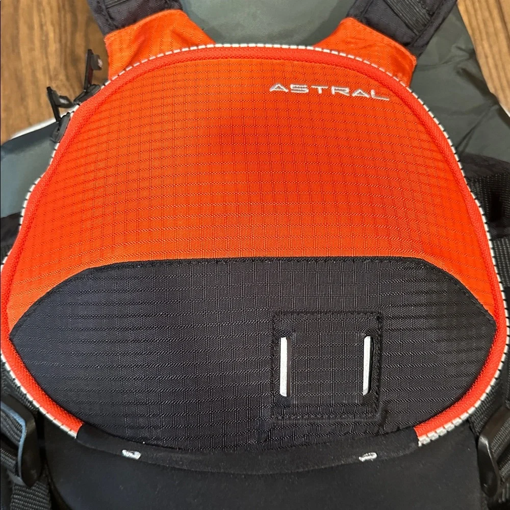 Astral Bowen PFD Adult S/M - Picture 5 of 9